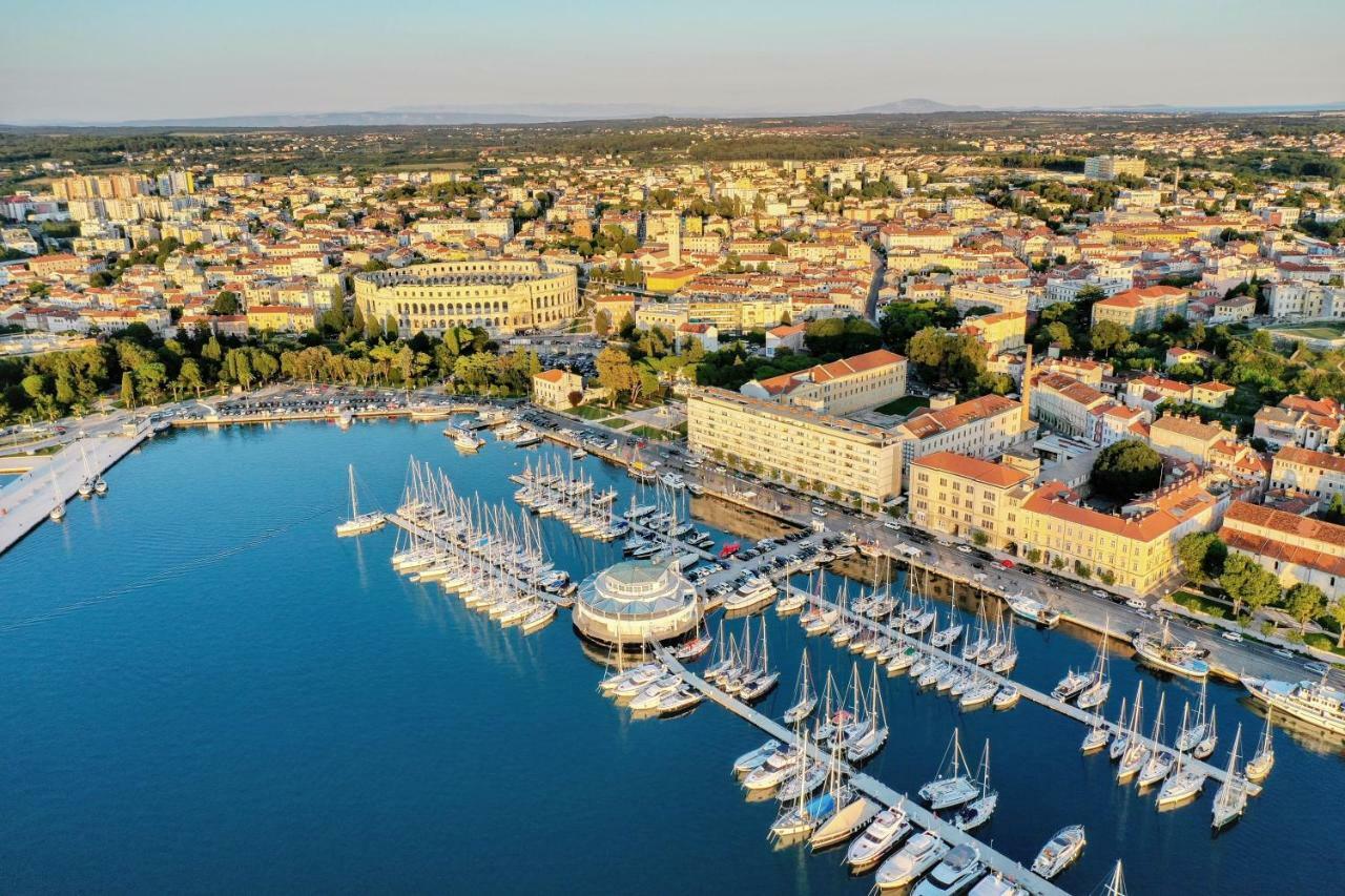 Apartments Dream In Arena 2 Pula Center Free Parking Екстер'єр фото
