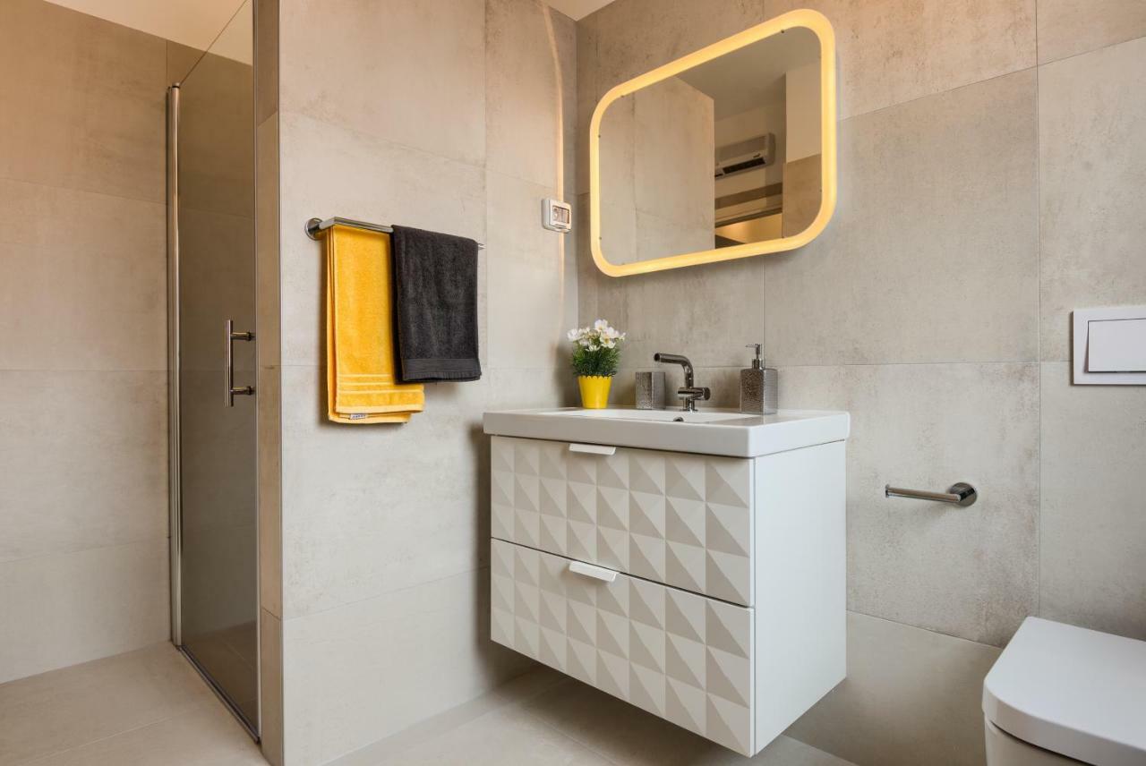 Apartments Dream In Arena 2 Pula Center Free Parking Екстер'єр фото