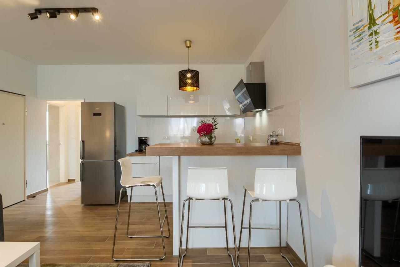 Apartments Dream In Arena 2 Pula Center Free Parking Екстер'єр фото